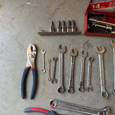 MASTER MECHANICS SOCKETS, COMBO WRENCHES, PLIERS AND MORE