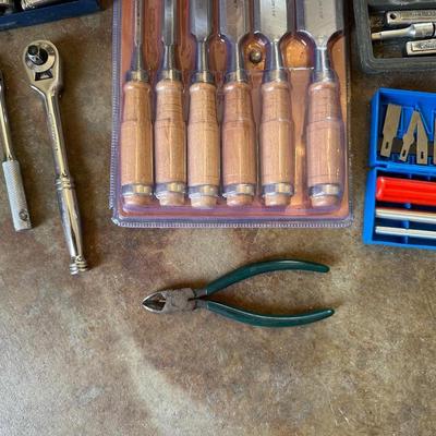 CHISEL SET, VARIOUS SOCKETS, XACTO CUTTING SET AND MORE