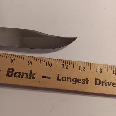 Beautiful knife with leather sheath marked Wind River Knives Dubois, Wyoming