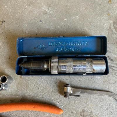 HAND TOOLS