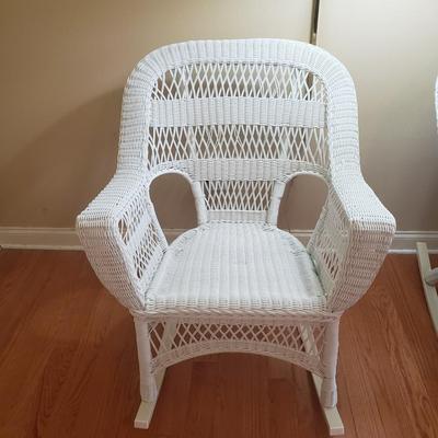 Wicker Rocking Chair (2 of 2)