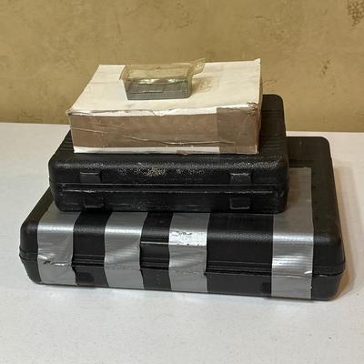 MASTER ~ Pair (2) Finish Nail Air Guns