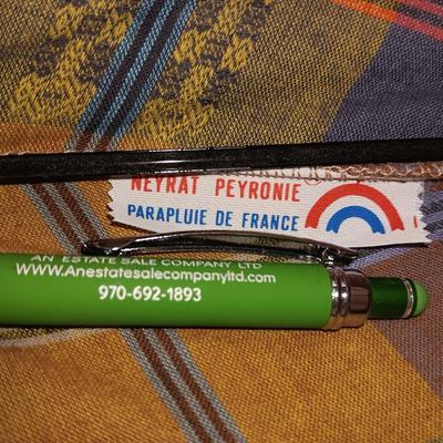 Vintage NEYRAT PEYRONIE Parasol Parapliie De France Umbrella in Immaculate condition!