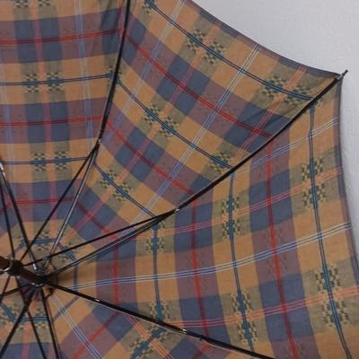 Vintage NEYRAT PEYRONIE Parasol Parapliie De France Umbrella in Immaculate condition!