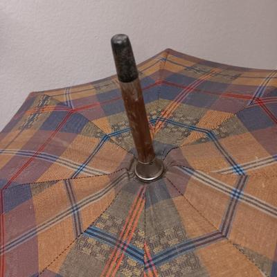 Vintage NEYRAT PEYRONIE Parasol Parapliie De France Umbrella in Immaculate condition!