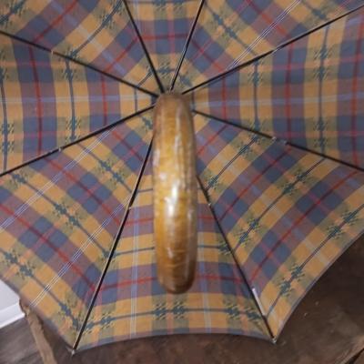 Vintage NEYRAT PEYRONIE Parasol Parapliie De France Umbrella in Immaculate condition!