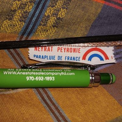 Vintage NEYRAT PEYRONIE Parasol Parapliie De France Umbrella in Immaculate condition!
