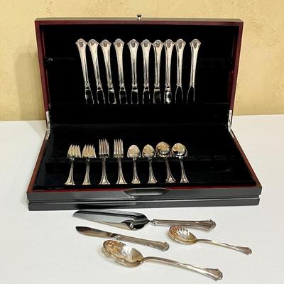 REED & BARTON ~ French Chippendale ~ 5 Piece Service For 10 ~ 4 Serving Pieces