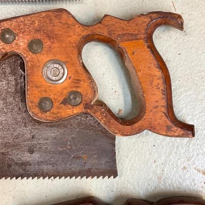 Vintage Saws w/ Rack (WS-DZ)