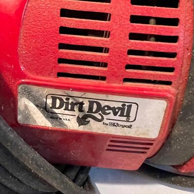 Two Shop Vacs (6 gallon + 2.5 gallon) and More (G-DZ)