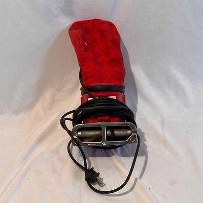 Two Shop Vacs (6 gallon + 2.5 gallon) and More (G-DZ)