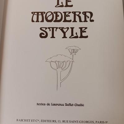 Books - Le Modern Style & In the Deco Style Dan Klein