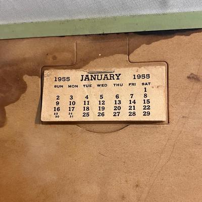 Vintage Pepsi Crates, Tins, Pins and More (LR-DZ)
