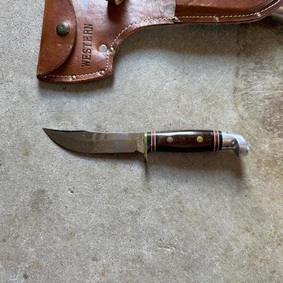 WESTERN W66 FIXED BLADE KNIFE AND WESTERN HATCHET WITH LEATHER SHEATH FOR BOTH