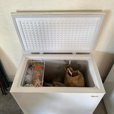 MAGIC CHEF FROST FREE CHEST FREEZER