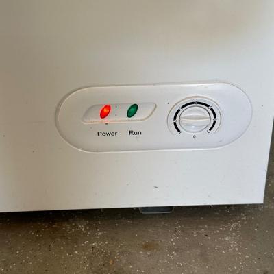 MAGIC CHEF FROST FREE CHEST FREEZER