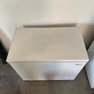 MAGIC CHEF FROST FREE CHEST FREEZER