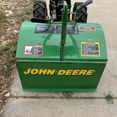JOHN DEERE 820R WALK BEHIND TILLER