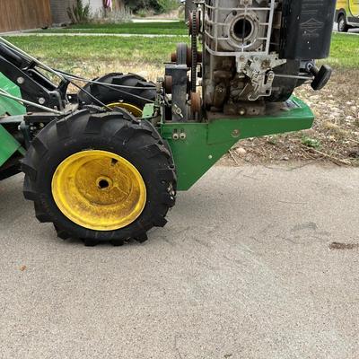 JOHN DEERE 820R WALK BEHIND TILLER