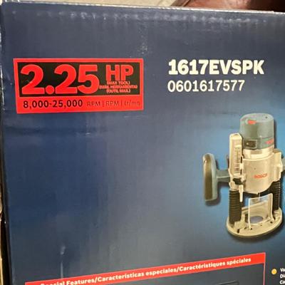 NIB Bosch 1617EVSPK 2.25 HP Combo Plunge Fixed-Base Router Set
