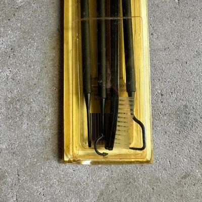 GUN LOCK, LEAD FOR MAKING BULLETS, GUN CLEANING MATERIAL AND RELOADING GUN POWDER