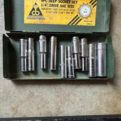 SCREW EXTRACTOR SET, DEEP WELL SOCKETS, WRENCHES