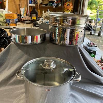 Strainer and pot