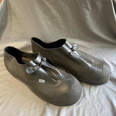 Overshoes