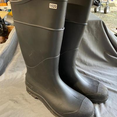 Size 11 knee boots
