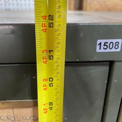 Metal storage cabinet