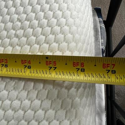 King Tempur-Pedic TEMPUR-Adapt Topper 3" + Fieldcrest Mattress Pillow Topper