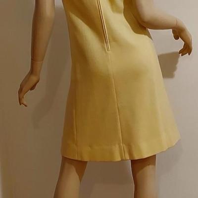 Vtg 60-70s Domani Knit yellow dress