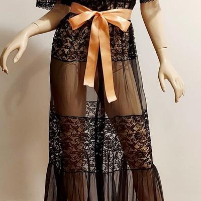 Vtg 60s Layering Robe/Dress Maxi lace with Sash