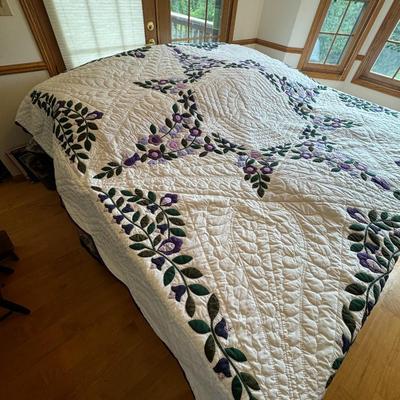 Shipshawana, Indiana Amish Quilt King
