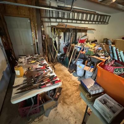 Roll the Dice, Entire contents of garage! ? Flea Marketers Inventory - Ebay - Etsy