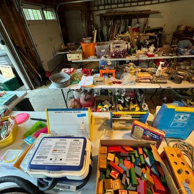 Roll the Dice, Entire contents of garage! ? Flea Marketers Inventory - Ebay - Etsy