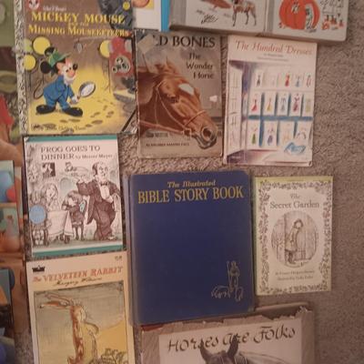 CHILDREN'S BOOKS AND STORY CARDS