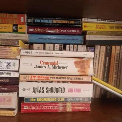 LARGE SELECTION OF PAPERBACK AND HARDBACK BOOKS