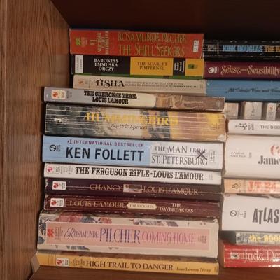 LARGE SELECTION OF PAPERBACK AND HARDBACK BOOKS