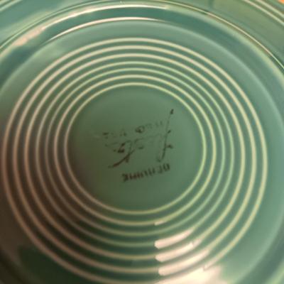 FIESTAWARE DINNER PLATES & SERVING BOWL PLUS SMALL GLASS PITCHER