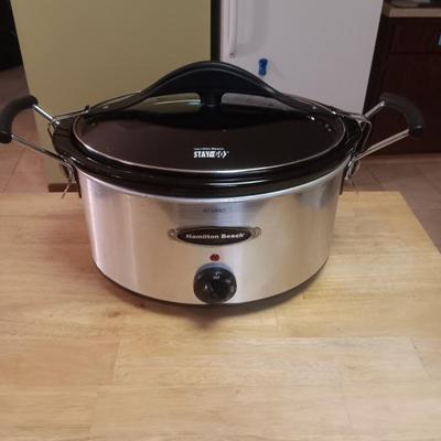 HAMILTON BEACH STAY OR GO SLOW COOKER/CROCK POT