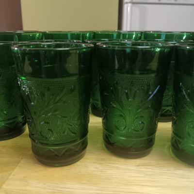 GREEN TIARA GLASSES, SMALL BOWLS AND PLATES