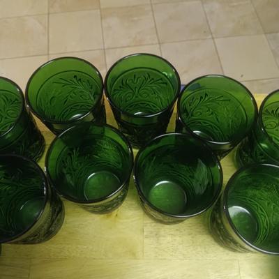 GREEN TIARA GLASSES, SMALL BOWLS AND PLATES