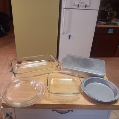 A VARIETY OF BAKING DISHES