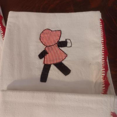 HAND DECORATED FLOUR SACK KITCHEN TOWELS