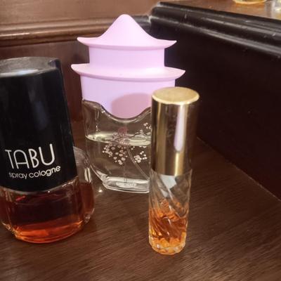 VARIETY OF PERFUME AND COLOGNE
