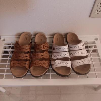 LADIES CLARKS SANDALS SIZE 9
