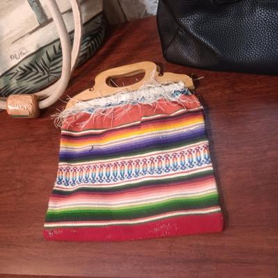 PAUL BRENT BEACH BAG, LIZ CLAIBORNE PURSE AND CLOTH WEAVED PURSE