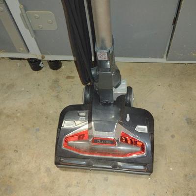 Shark Upright Vacuum Cleaner