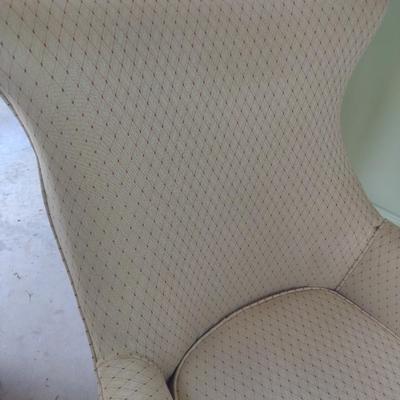 Wingback Sitting Chair